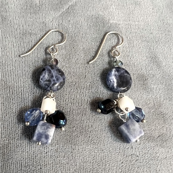 Sterling silver, Sodalite gemstone & Czech bead earrings - Picture 3 of 4